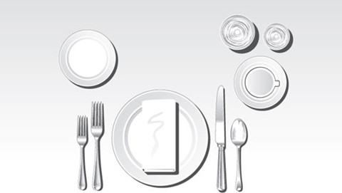 Cách setup bàn ăn kiểu Âu nhân viên phục vụ nhà hàng cần biết