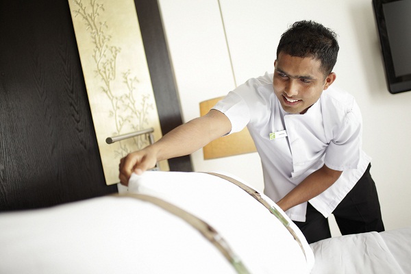 Housekeeping là gì? Công việc housekeeping trong khách sạn là gì?