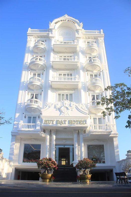 HUY ĐẠT HOTEL