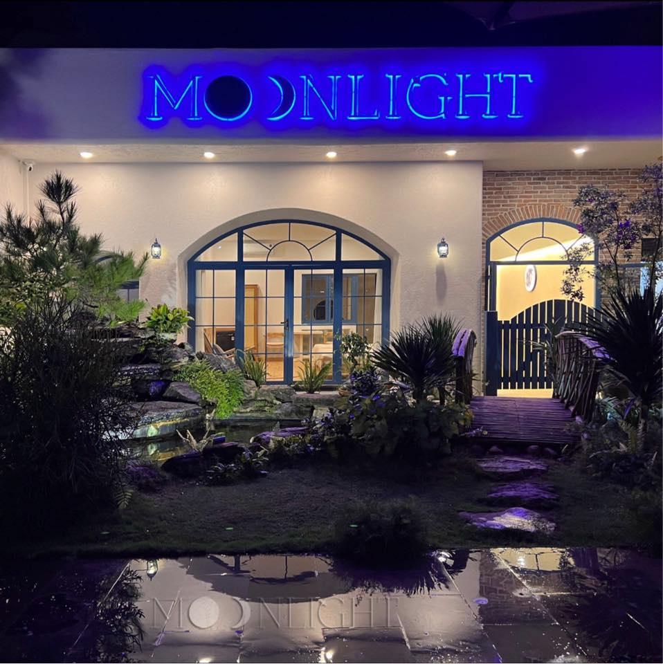 Moonlight Homestay & Hotel