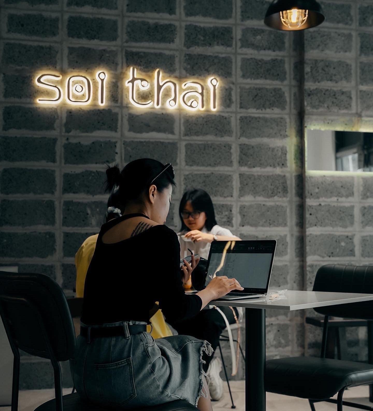 Soi Thai Tea House & Eatery